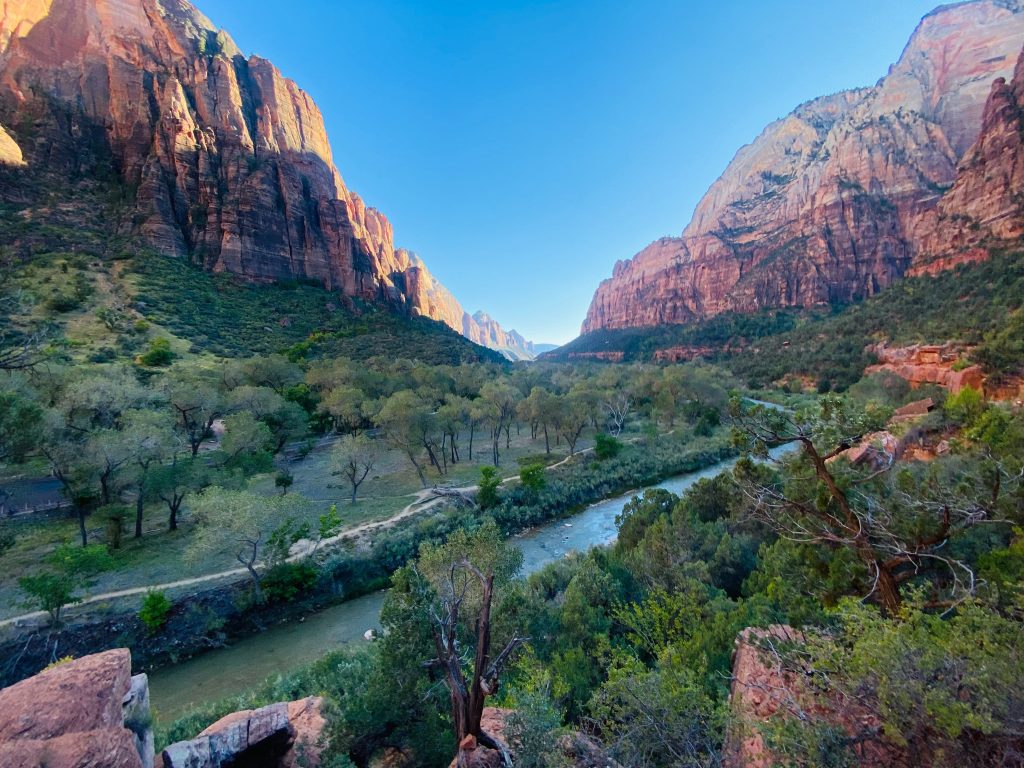 Zion National Park exclusive flight deals and discounted airfares. Book your journey now